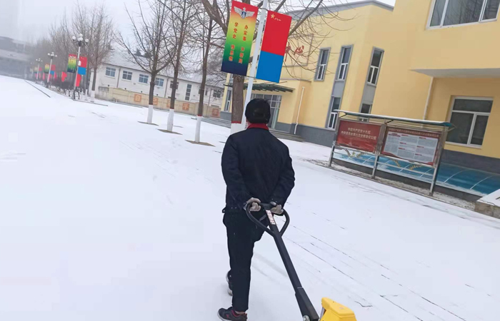Dedicated service to customers, Hengcheng people have been working hard